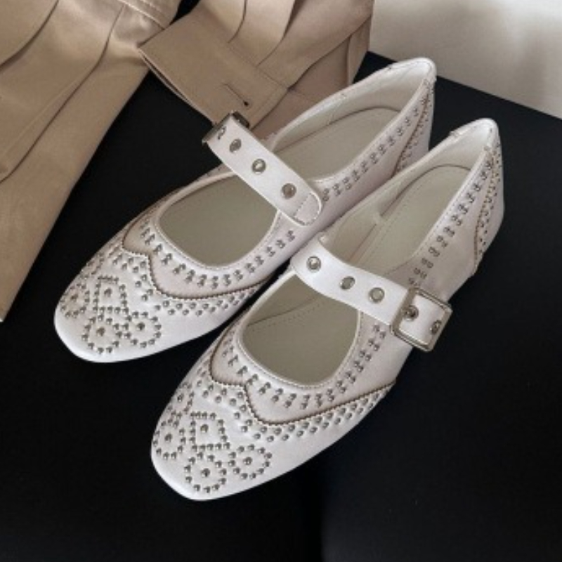 Women Fashion Brand - Retro Rivet Buckle Design Flats Women