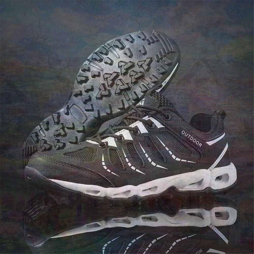 Sumer Round Tip Silver Sneaker - Women Fashion Over 40 评论和价格