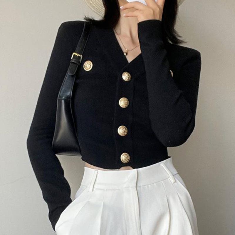 Gold Button Front Knit Cardiga - Women'S Fashion From The 90S 评论和价格